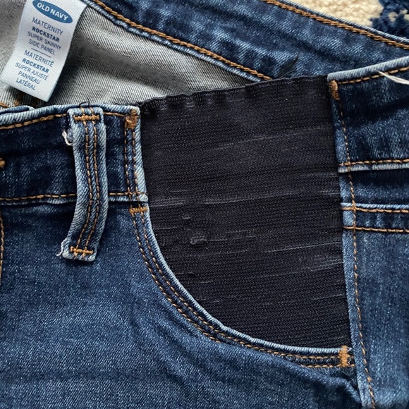 Old Navy Maternity Jeans - Picture 4 of 4
